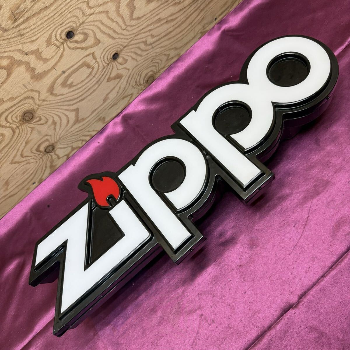 R81205 希少品 Zippo ロゴ 看板 ライト ジッポー USA アメリカン インテリア ガレージ イルミ 電飾 電光看板