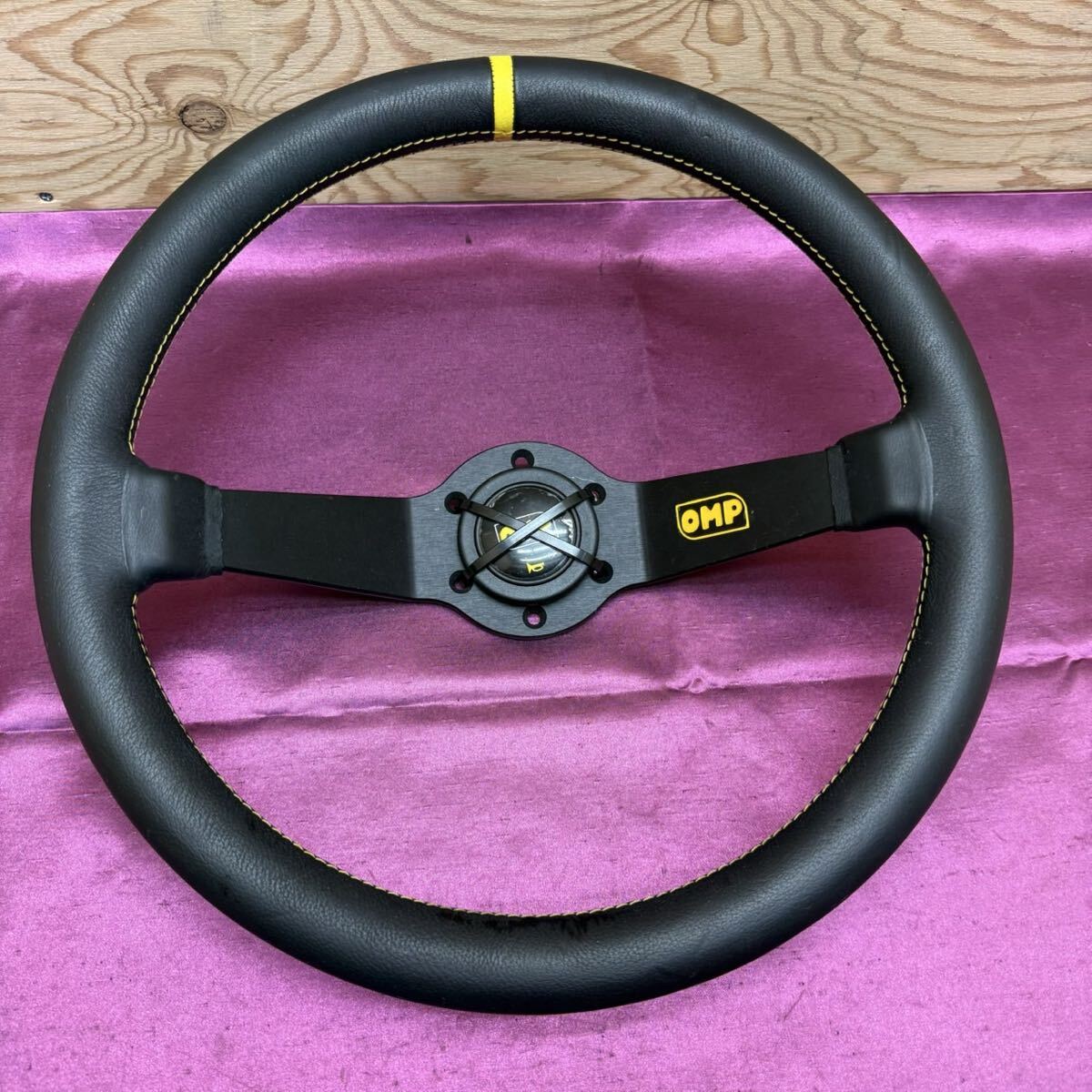 R81211 超希少 未使用? OMP レザー ステアリング ハンドル 34パイ 1-01 イタリア製 2スポーク 旧車 街道レーサー スポコン ホーンボタン
