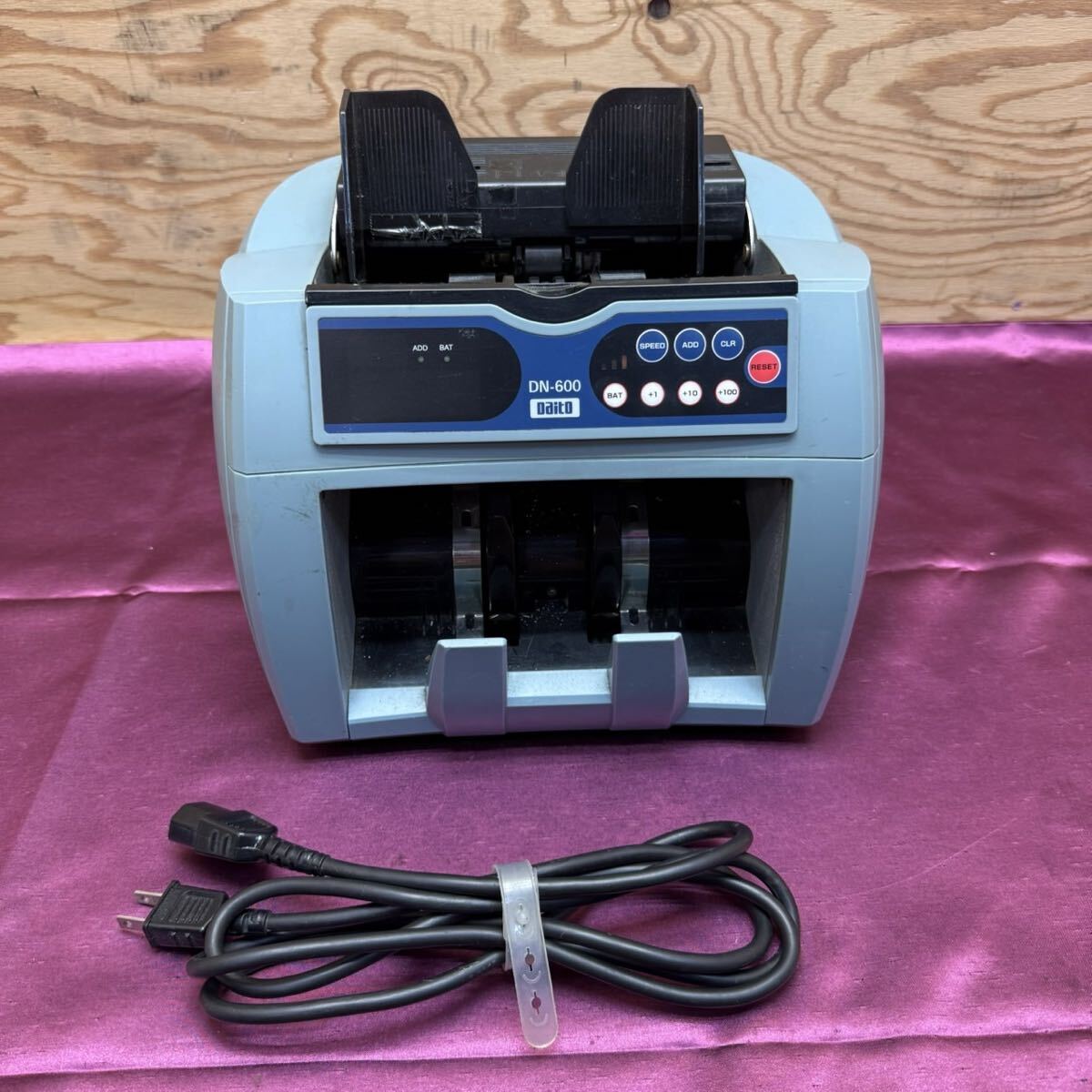 R81545 ダイト DN-600 紙幣計数機 カウンター 枚数計測 マネーカウンター