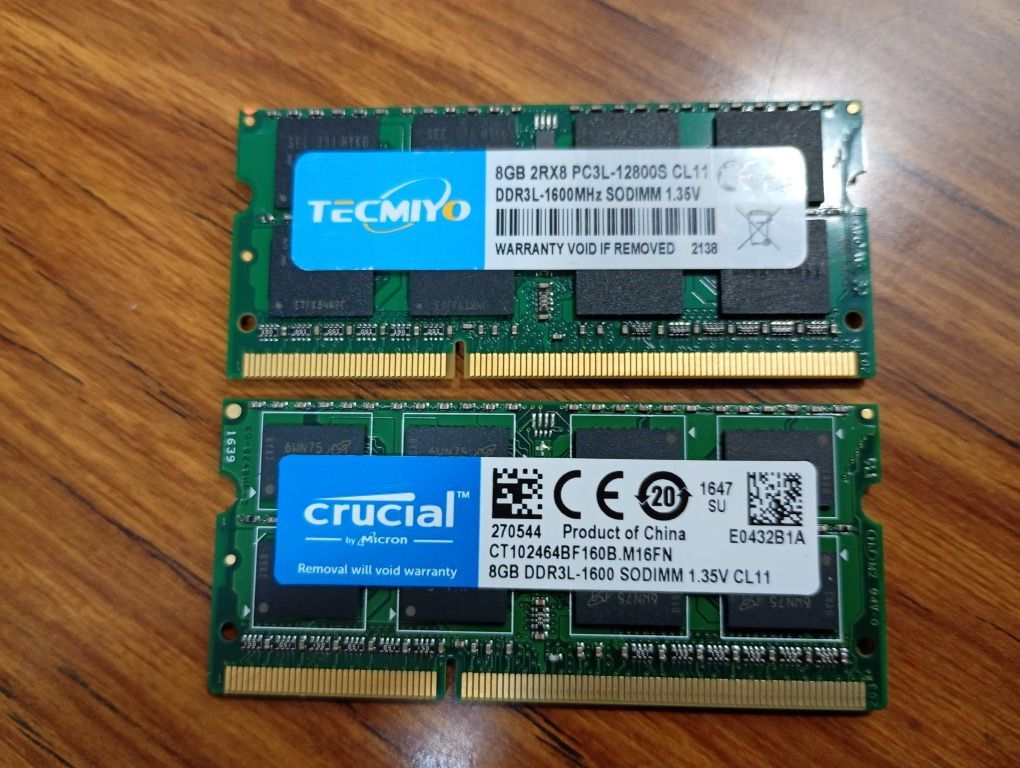 Tecmiyo + Crucial青 【低電圧 1.35v】 合計16GB（8GB×2枚)　PC3L-12800S　不揃いペア　洒落ネタに使える　送料無料