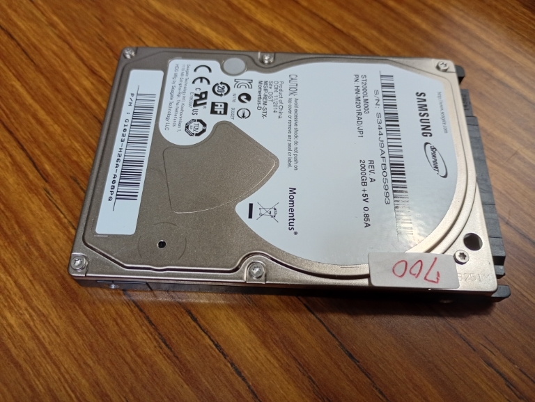 ■ 700時間　2TB ＝ 2000GB ／HDD　ノート用　Samsung販売 (Seagate製)　正常判定　送料無料