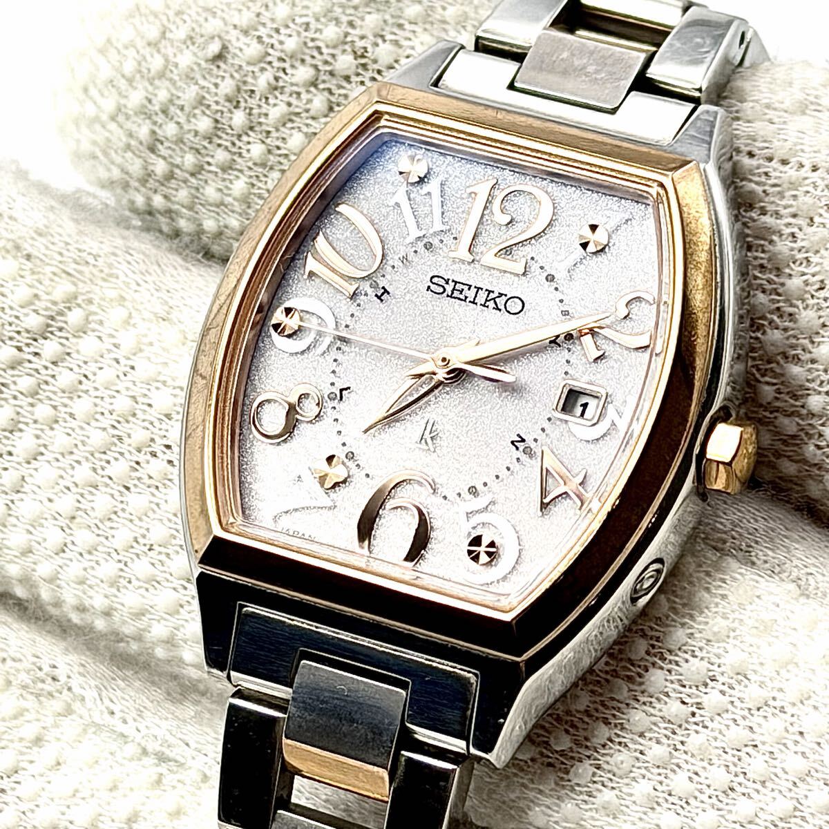 稼動 極美品 付属品完備 SEIKO セイコー LUKIA ルキア 1B22-0BB0 電波ソーラー ローマ字 デイト 3針 ローズピンク文字盤 クオーツ 腕時計