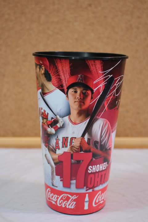 【大谷翔平さん】難あり　 スーベニア ドリンクカップ コカコーラ ロサンゼルス　エンゼルス　ラージサイズ　