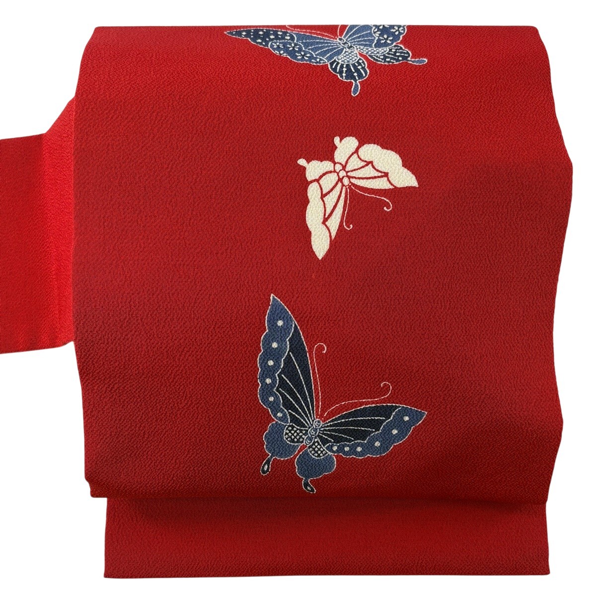 名古屋帯 名品 栗山吉三郎 落款 蝶 縮緬 紅型 赤 正絹 【中古】