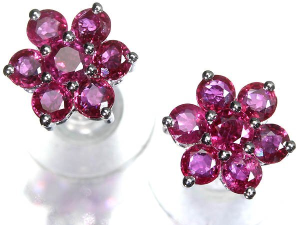 OM18225SS【1円～】新品【RK宝石】≪Ruby≫ 極上天然ルビー 総計0.81ct / 0.8ct K18WG 高級ピアス フラワー