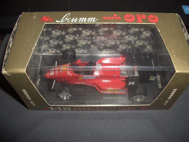 1/43 フェラーリ 126C4 1984 n°28 ARNOUX FERRARI ルネ・アルヌー　brumm