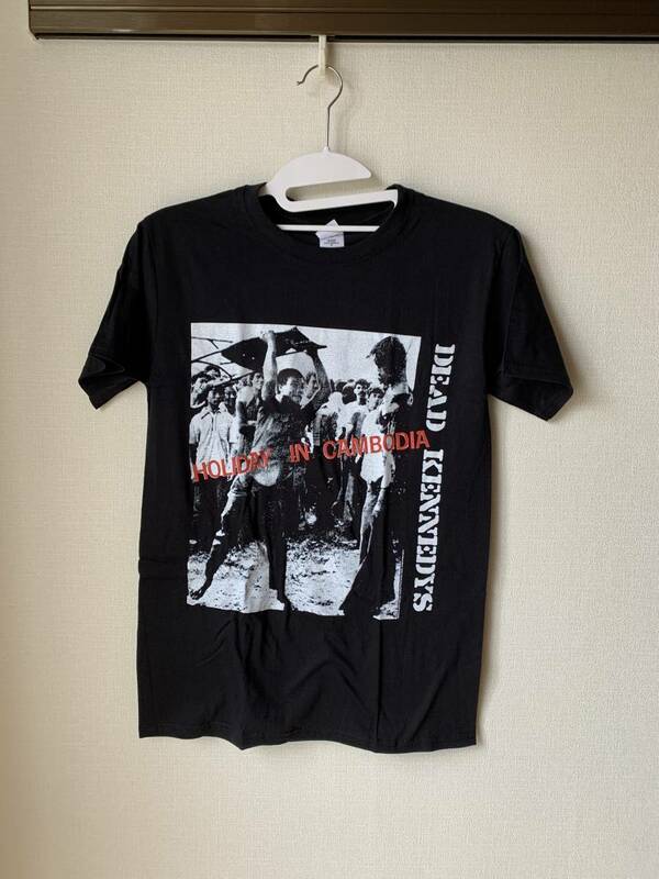 0513-002 正規品 服 Dead Kennedys デッド・ケネディーズ メンズファッション メタルTシャツ ロック Tシャツ トップス Sサイズ