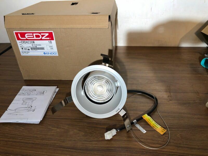 遠藤照明 ENDO ERD4230W LEDダウンライト ユニバーサルダウンライト Φ125 天井照明