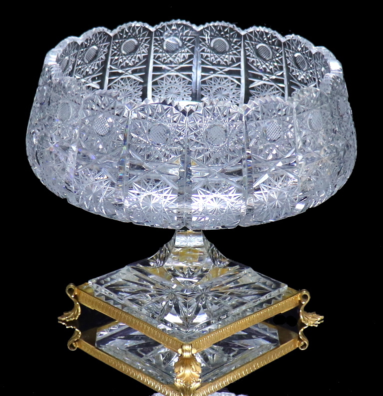 オールド・バカラ (BACCARAT) 1900年頃 ブロンズ装飾 特大クリスタルガラス製コンポート 超絶切子 アンティーク 金 ゴールド ディアマン 