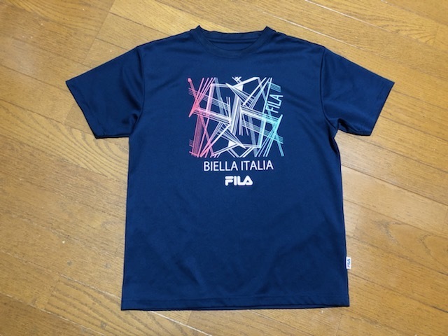 ★即決★FILA　フィラ★BIELLA ITLIAロゴTシャツ★M★ネイビー★速乾素材★ポリエステル★テニスシャツ★部活★ソロキャン★送料230円★