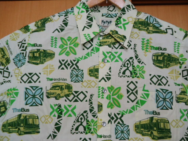 即決　ハワイ　The Bus　バス運転手　制服　アロハシャツ　薄緑色　ロゴ・バス・ハワイアンキルト・他柄　ＸＬ　男46