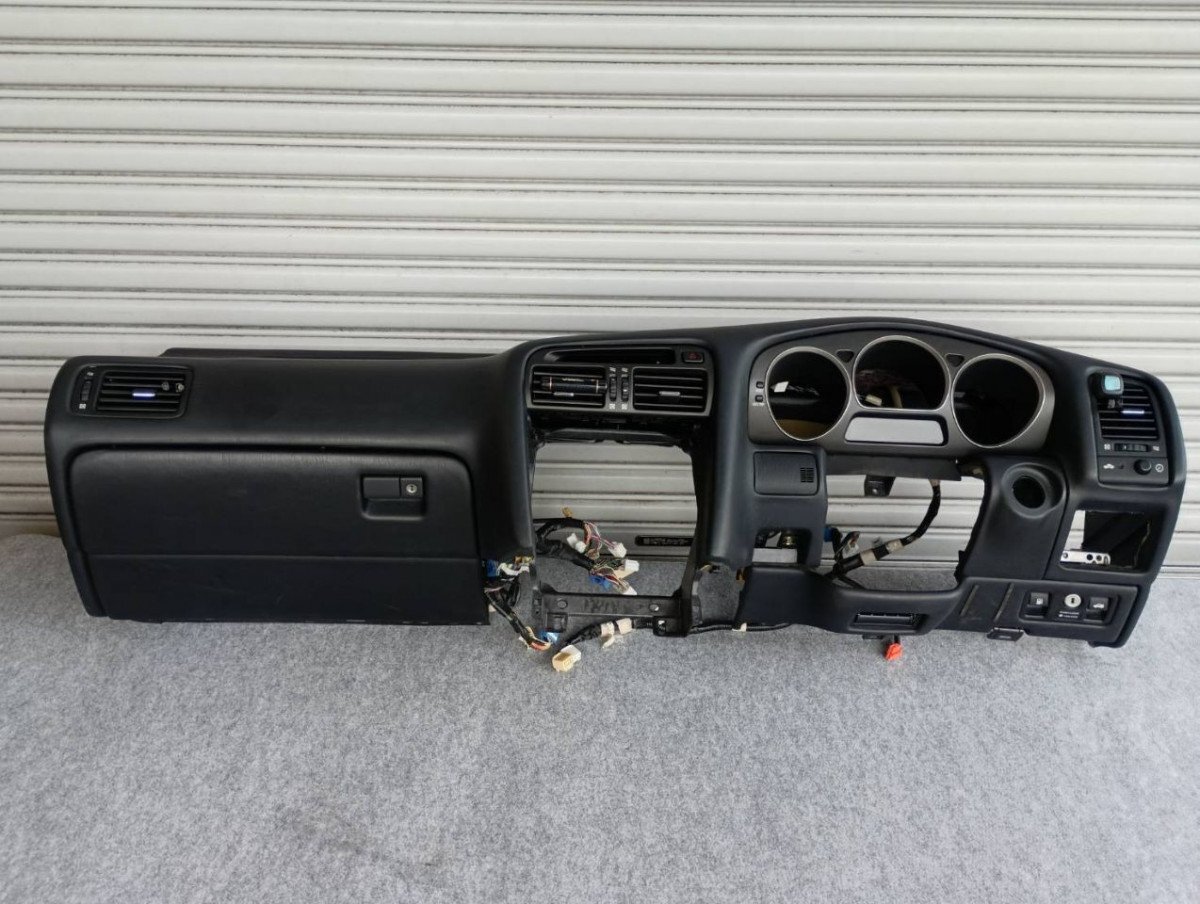 トヨタ JZS161 JZS160 アリスト 純正 ダッシュボード パネル 黒 FB23