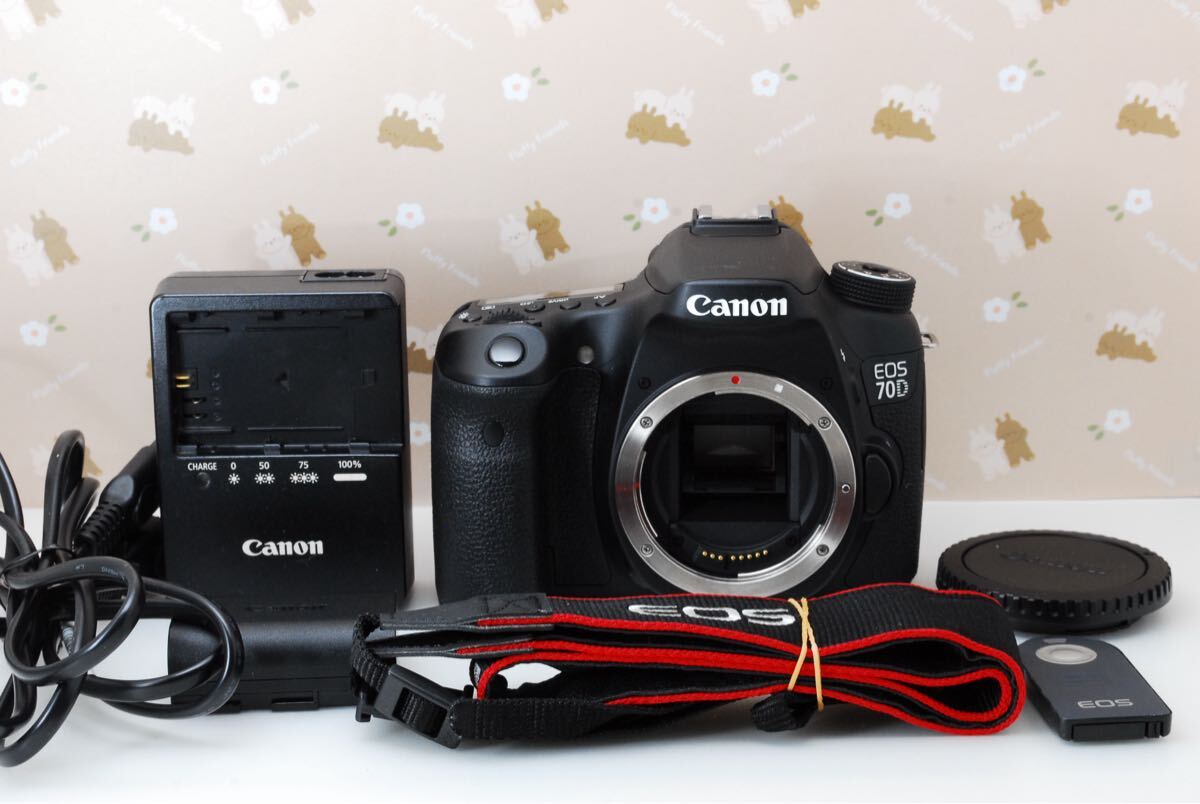 1円〜★Canon EOS 70D★Wi-Fi＆自撮り★高性能デジタル一眼レフカメラ