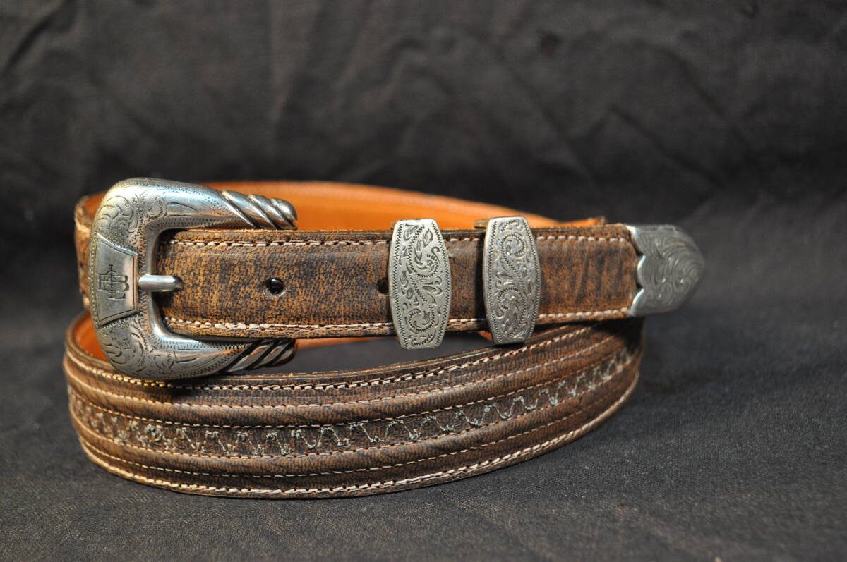 288　アメリカ製　ウエスタンブーツ老舗　ルケーシー社製　LUCCHESE　先細　ベルト　山羊革　サイズ38