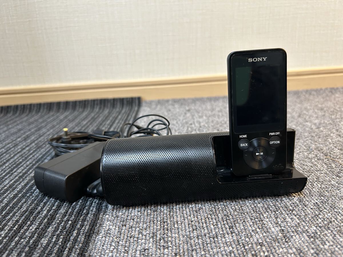 SONY WALKMAN NW-13 ソニー　ウォークマン　ブラック　スピーカー・イヤホン付き　通電のみ確認済み　A_286