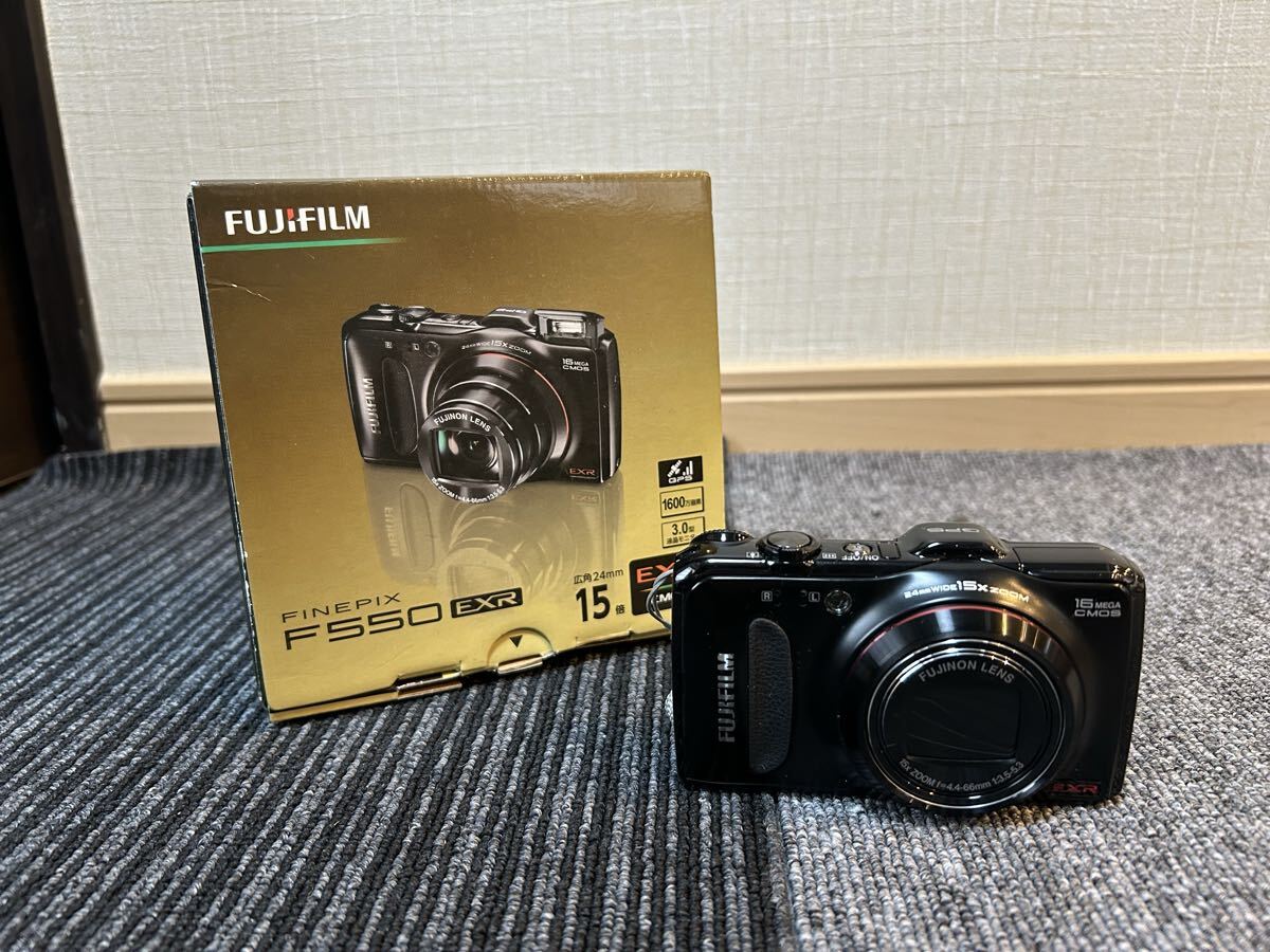 FUJIFILM FinePix F550EXR コンパクト デジタルカメラ　富士フィルム　ファインピックス　箱有り　通電未確認　ジャンク　A_288