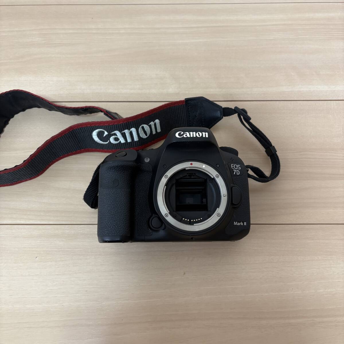 1円〜 キャノン Canon EOS 7D Mark II ボディ デジタル一眼レフカメラ