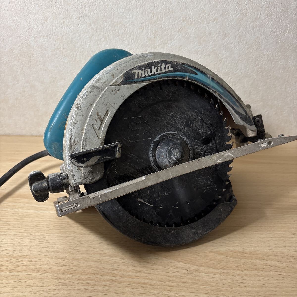 岸170 マキタ/Makita　180mm〜190mm 電気マルノコ　ブレーキ付　5834BA 2020年