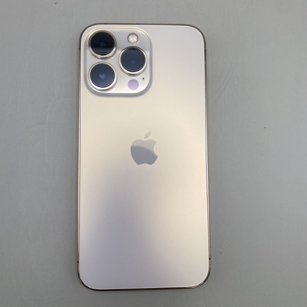 iPhone13 Pro 128GB MLUH3J/A ゴールド 利用制限○ SIMフリー 端子故障のためケーブルからの充電不可 IMEI：356144892892130（24681）