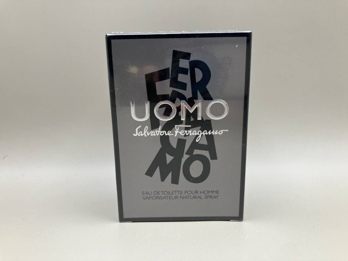 【未開封】 Salvatore Ferragamo UOMO 30ml フェラガモ ウォモ オーデトワレ 保管期間不明 香水 フレグランス 現状品　23677