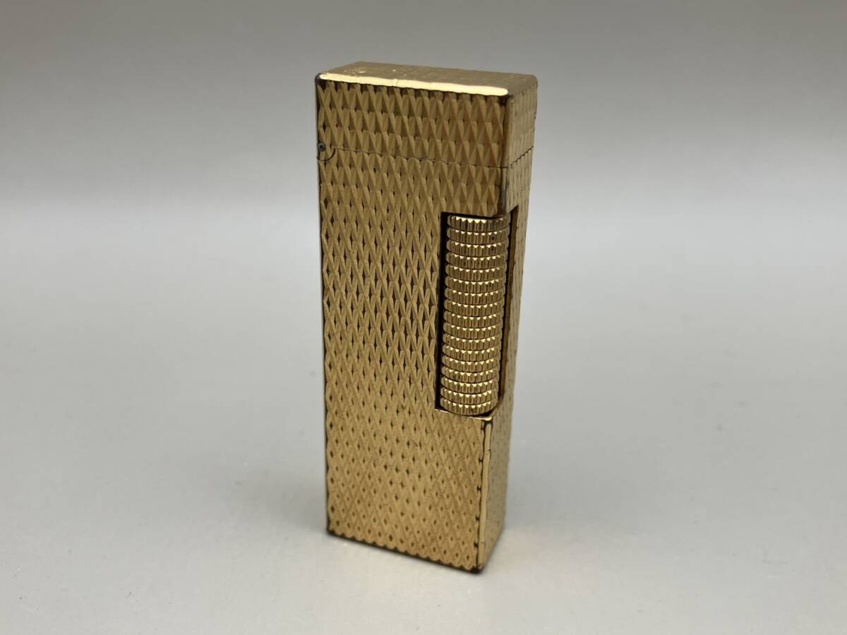 Dunhill ダンヒル ガス ライター ダイヤカット ゴールドカラー 火花・着火未確認 喫煙具 タバコ 現状品　23758