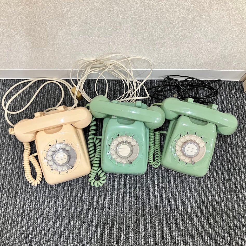 ☆電話機 3台 まとめ 601-A2 CL電話機 日本電信電話株式会社　レトロ アンティーク 昭和 中古　現状品 ダイヤル式　☆★