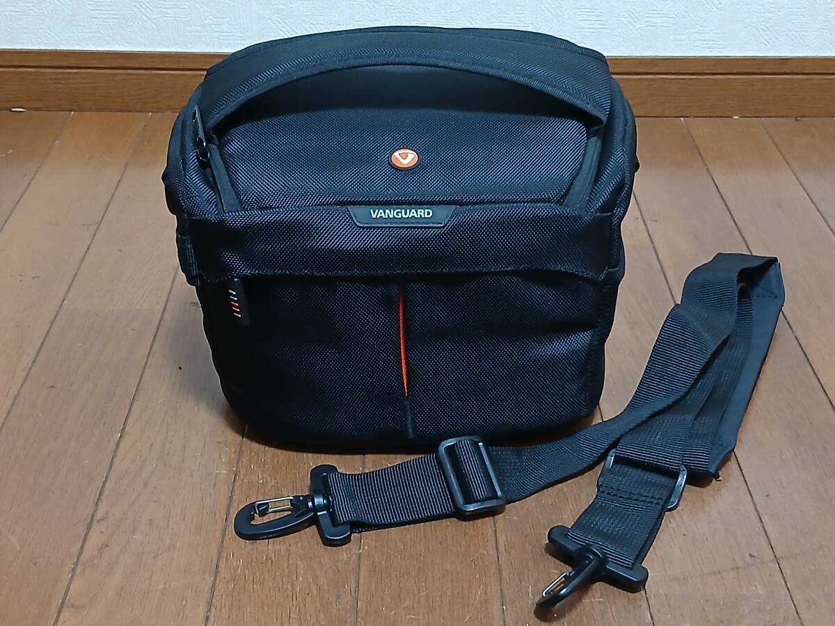 VANGUARD バンガード カメラ用 ショルダーバッグ 2GO 25 純正レインカバー付 約16×16×28cm ブラック 黒 レンズ 撮影 6332