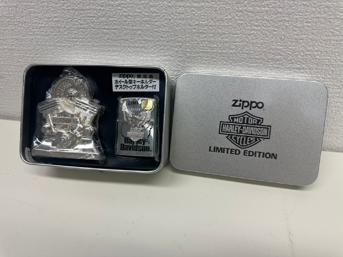 U015-X1-3756 Zippo ジッポー ライター HARLEY-DAVIIDSON ホイール型キーホルダー ディスクトップホルダー付き 缶 現状品