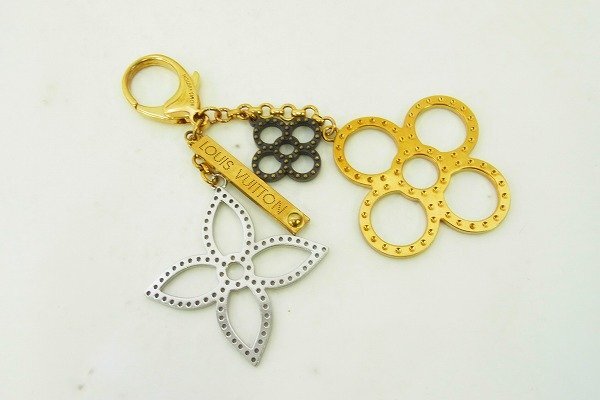 C047-N46-638◎ LOUIS VUITTON ルイヴィトン チャーム キーホルダー アクセサリー 現状品③ 渋谷 ◎