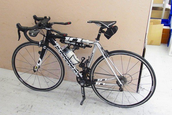 Z120-J46-279【引取限定】CANNONDALE キャノンデール CAAD10 ロードバイク 自転車 現状品③＠ 渋谷