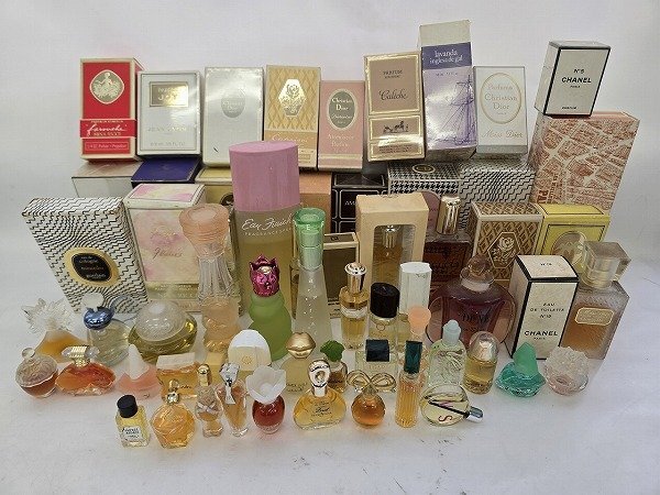 C900-00000 ※同梱不可※ CHANEL Christian Dior 等 香水 まとめ 段ボール100サイズ 現状品① 渋谷