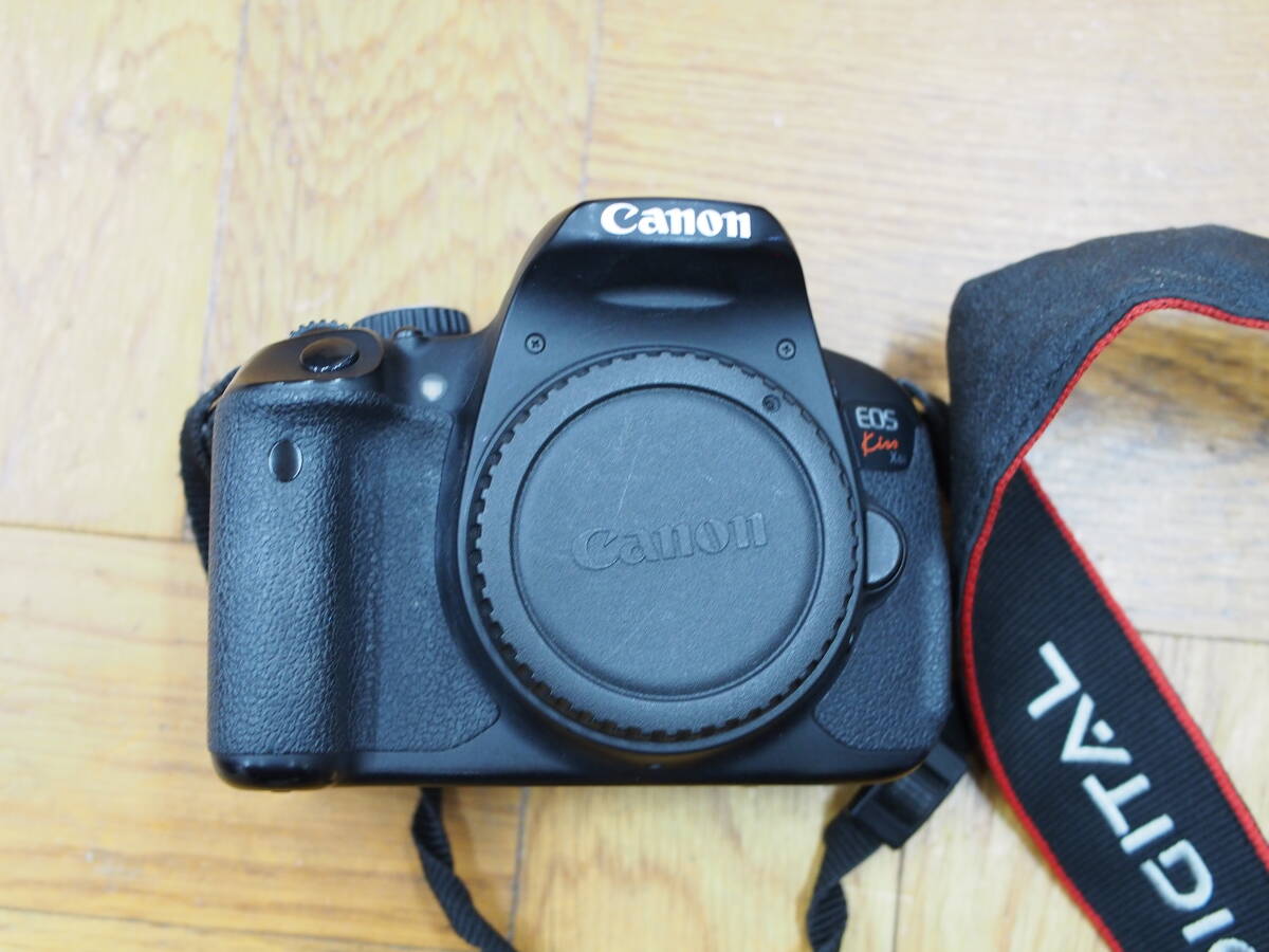 Canon EOS Kiss X6i ボディ中古　売り切り！！