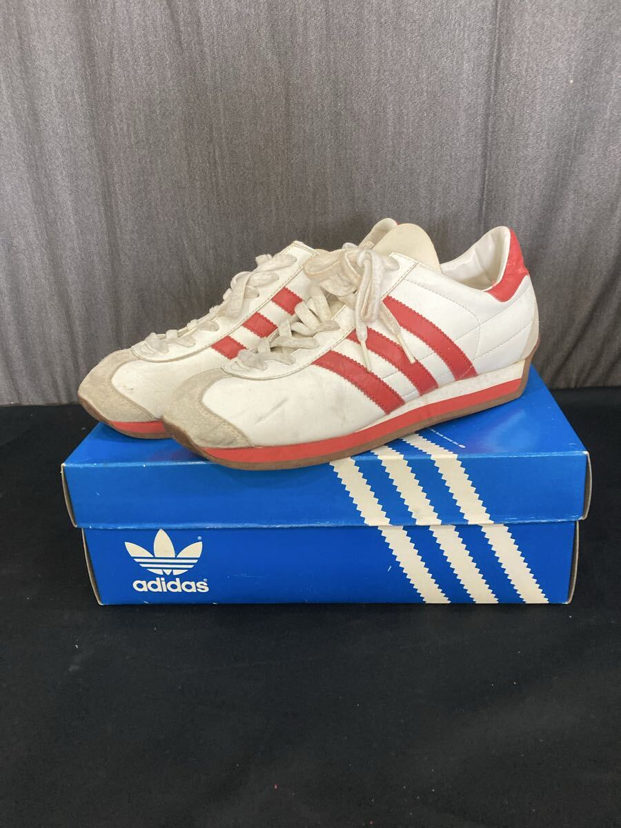 70 adidas アディダス オリジナルス COUNTRY カントリー ホワイトスニーカー 3本線 赤ライン 25cm い