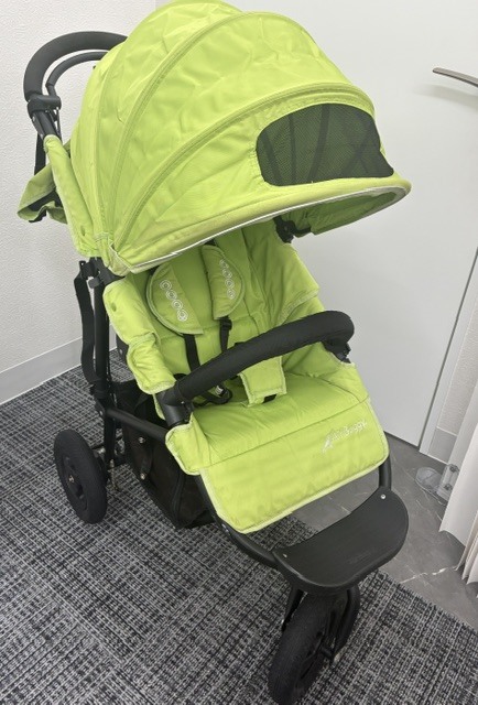 1065★エアバギー ココブレーキ AirBuggy COCO Brake 3輪バギー ベビーカー◇中古品 エアポンプつき 