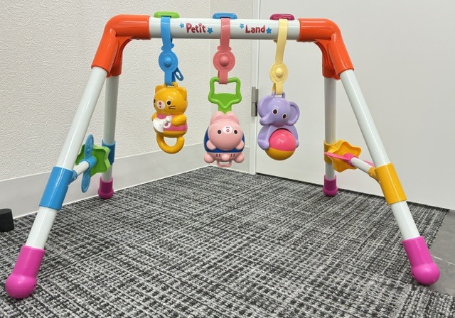 985★トイローヤル 美品 メロディファンファンジム 生後2ヶ月～ 知育玩具◇箱有り ベビージム 赤ちゃん ベビー用品 メリー Toyroyal
