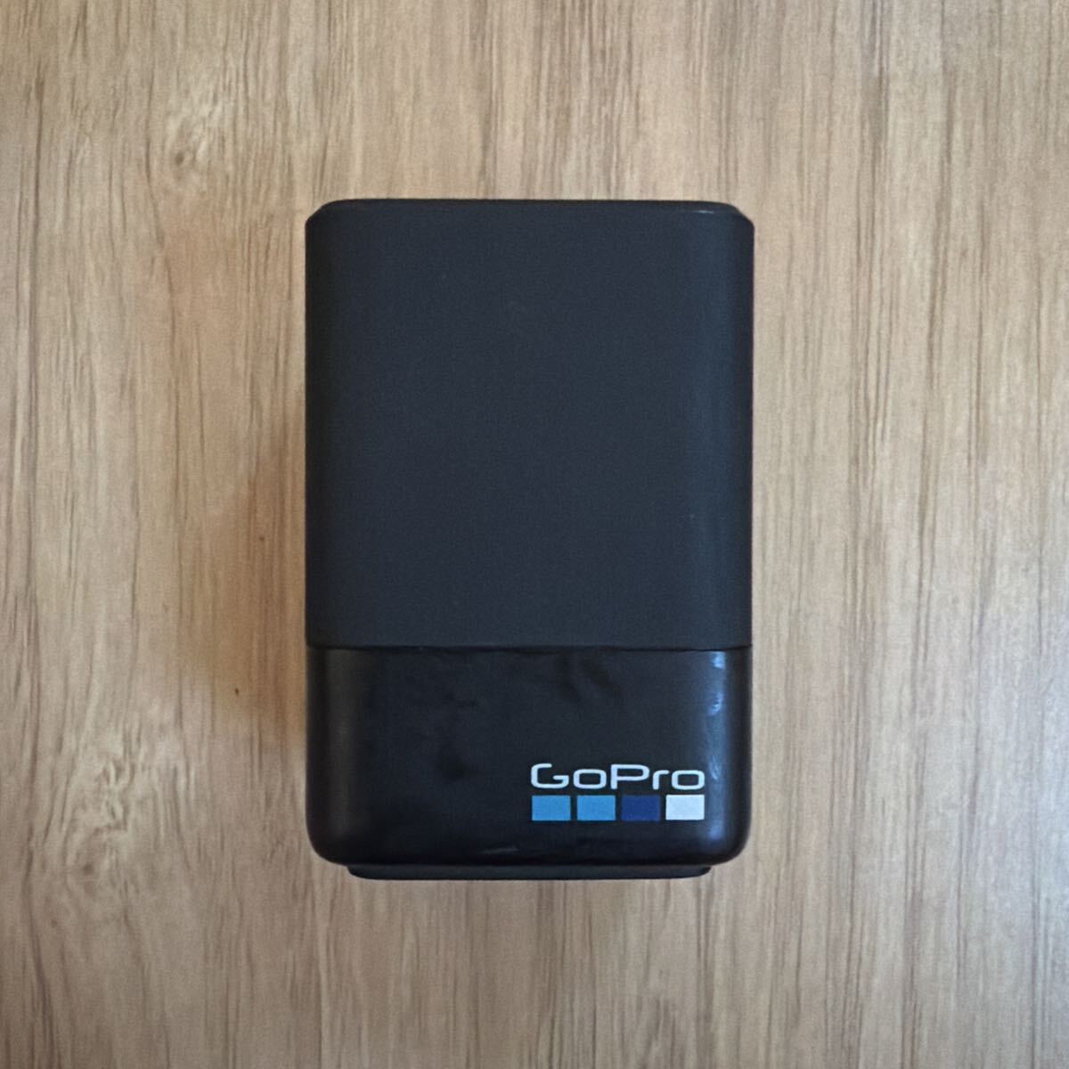 国内正規品 GoPro 充電器 デュアルバッテリーチャージャー 動作品 バッテリー2個付属 Black ゴープロ 中古 HERO5対応