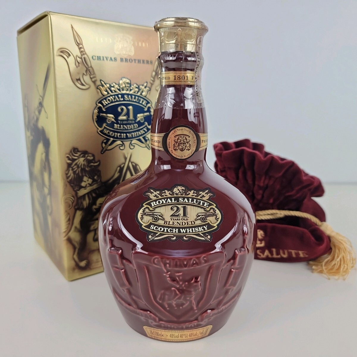 ◇未開栓 CHIVAS BROTHERS ROYAL SALUTE シーバス ブラザーズ ロイヤルサルート 21年 陶器 ルビーフラゴン スコッチウィスキー 箱付 BFF11