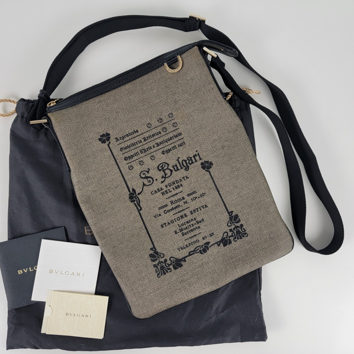 ★極美品★BVLGARI ブルガリ コレッツィオーネ クロスボディ ショルダーバッグ メッセンジャー 斜め掛け 保存袋付 イタリア製 正規品 BFF18