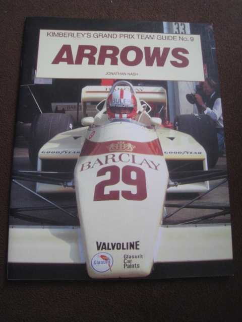 ■洋書 キンバリーズ グランプリチームガイド:アローズ 1982年１０号車No.9 ティエリー・ブーツェン フォーミュラ1 コレクション 当時物 