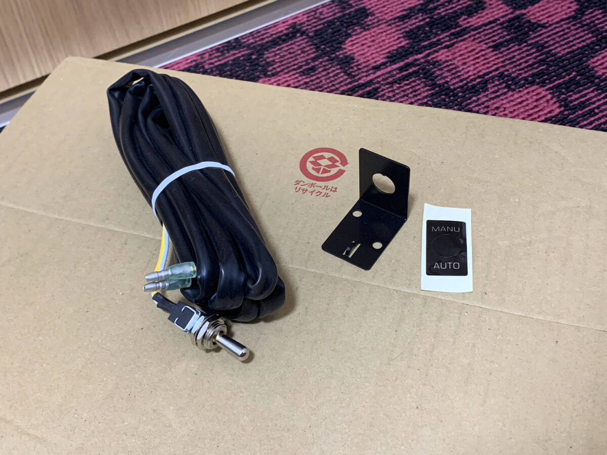 トグルスイッチ CTA11 AC125V-3A、AC250V-3A 配線・ブラケット・MANUAL⇔AUTOシール付き(25012001)