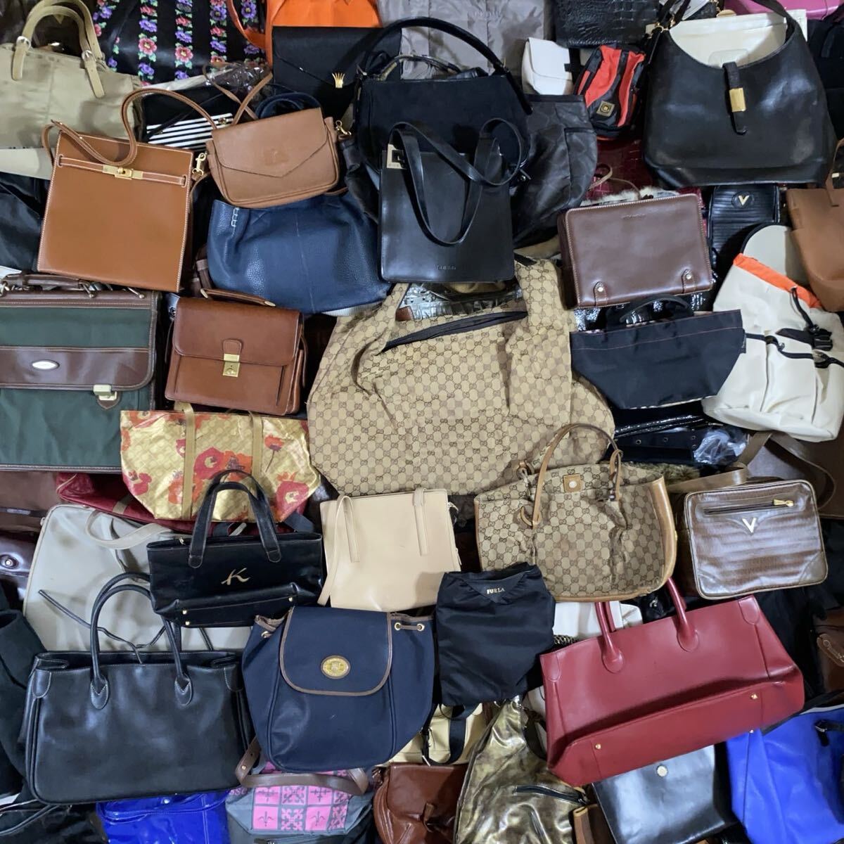 まとめ バッグ 100点 GUCCI グッチ PRADA プラダ BURBERRY バーバリー FURLA フルラ キタムラ ゲラルディーニ IKETEI ゲス ミラショーン 他