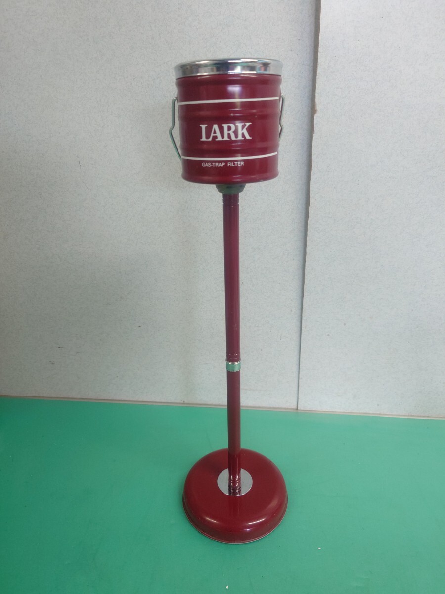  ●激レア ヴィンテージ 昭和 レトロ ポップ アメリカン 雑貨 当時物 60 70年代 LARK ラーク スタンド 灰皿 高さ50cm ディスプレイ 中古③