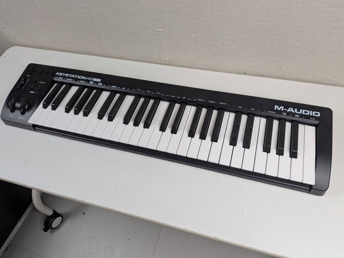 14711-013★M-AUDIO フルサイズ ベロシティ対応 シンセアクション 49鍵USB 電子キーボード Keystation 49 MK3 通電のみ確認済★