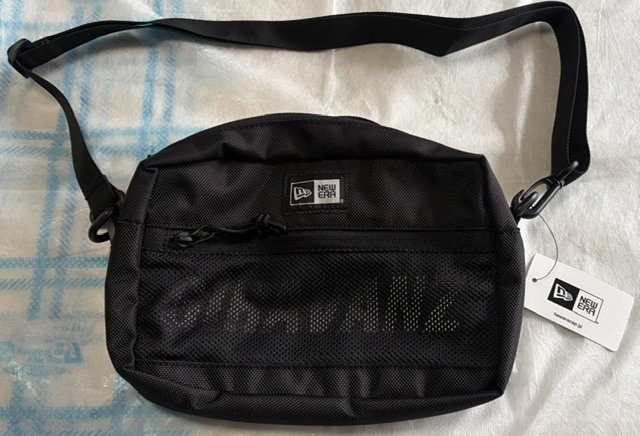 NEW ERA Jリーグ ギラヴァンツ北九州 SHOULDER POUCH GIRAVANZ BLACK ショルダー ポーチ ニューエラ バッグ