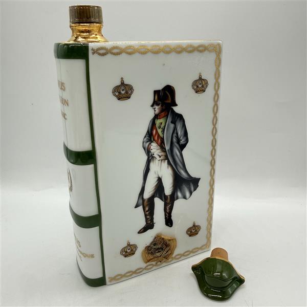 CAMUS NAPOLEON BOOK カミュ ナポレオン ブック コニャック ブランデー 陶器ボトル 古酒 洋酒 未開栓 替栓付 陶器ボトル 1円 14057