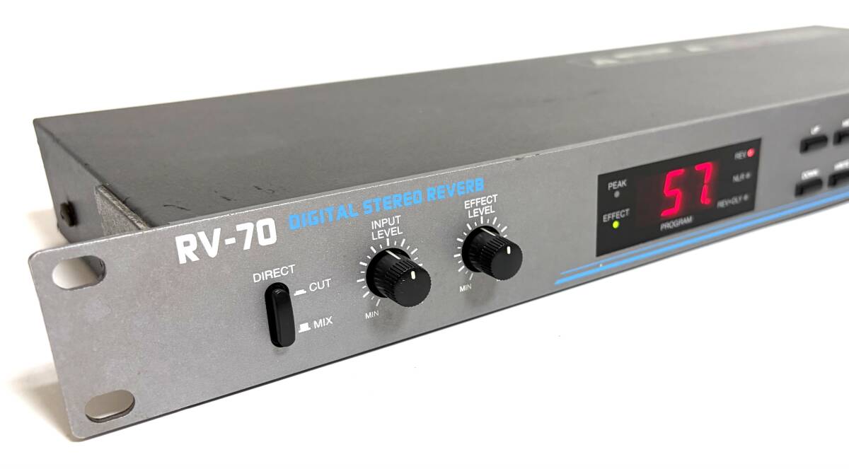 ★動作品★ BOSS ボス RV-70 エフェクター デジタルステレオリバーブ DIGITALSTEREO REVERB I260615