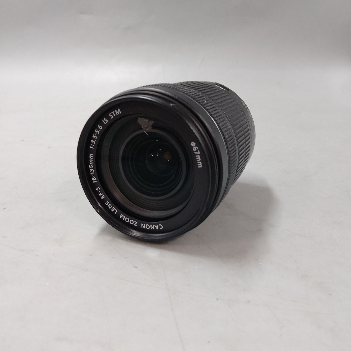 A Canon キャノン 一眼レフ レンズ　 EF-S　18-135mm F3.5-5.6 IS STM ブラック　1212036298