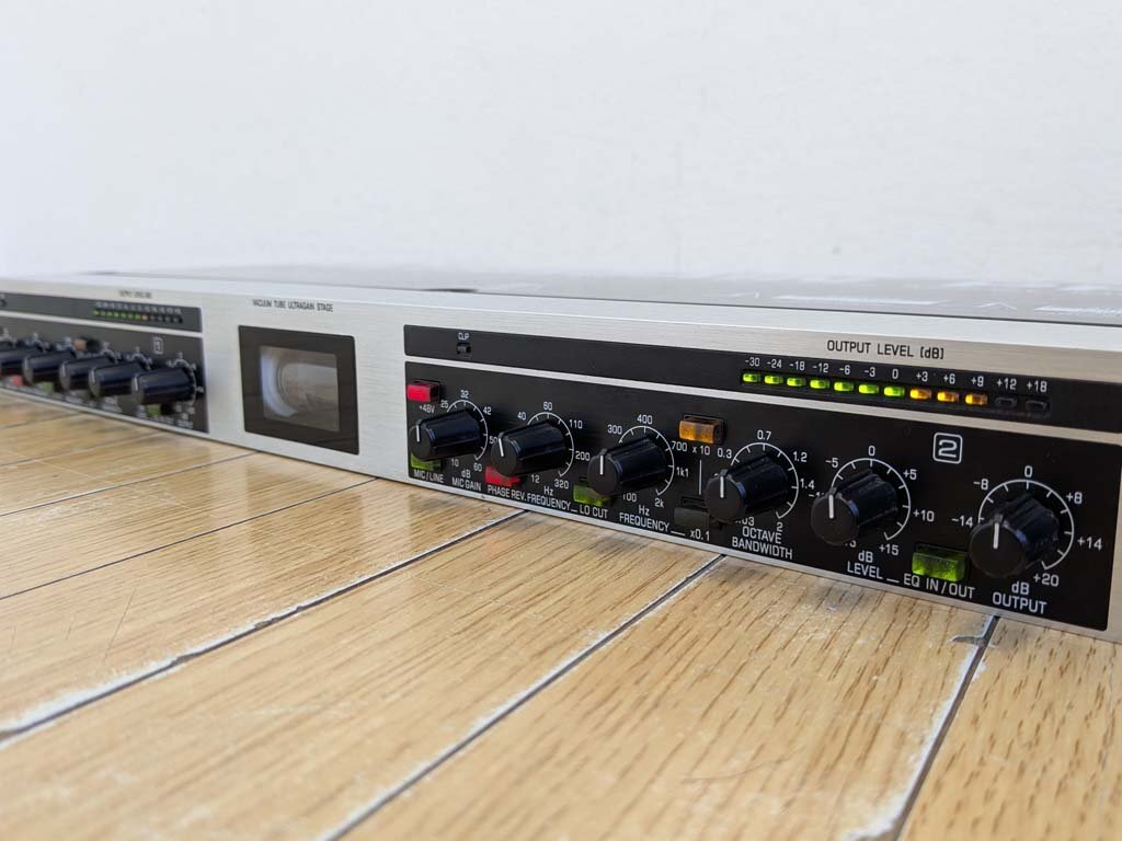 △BEHRINGER ベリンガー マイクプリアンプ ULTRAGAIN PRO MIC 2200