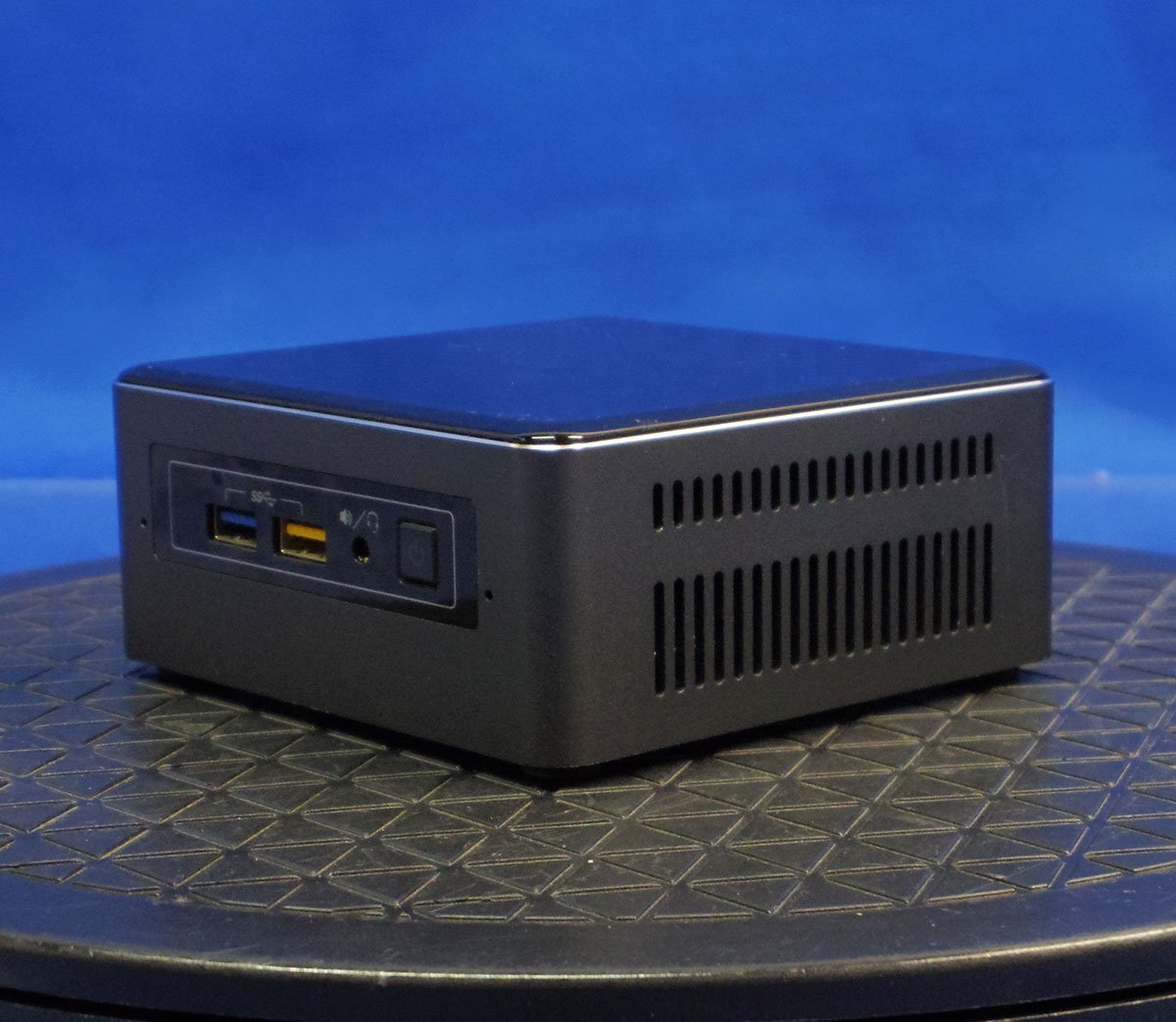 レターパック発送 AC無 Intel NUC BOXNUC7i5BNH/Core i5 7260U/メモリ16GB/SSD128GB HDD1TB/OS有 デスク PC インテル Windows10 K061606