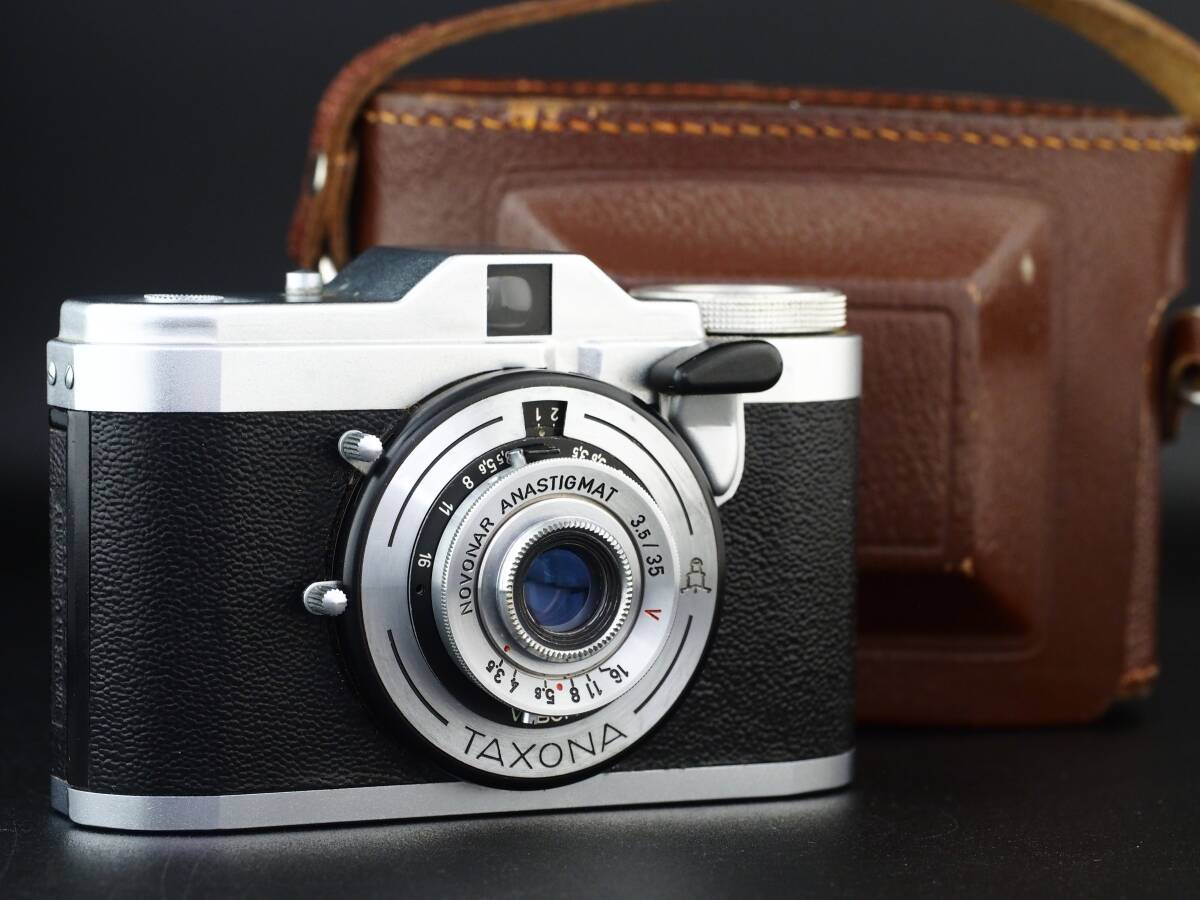 【完動品】ZEISS IKON TAXONA NOVONAR 35mm f3.5 V タクソナ